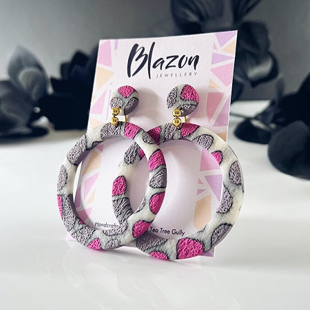 Big hoops earrings pink grey