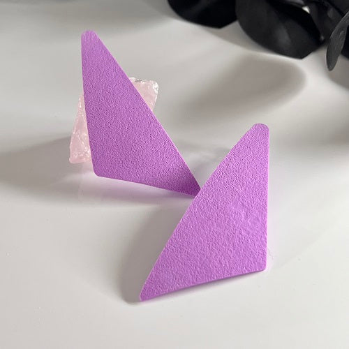 Big triangle stud earrings purple