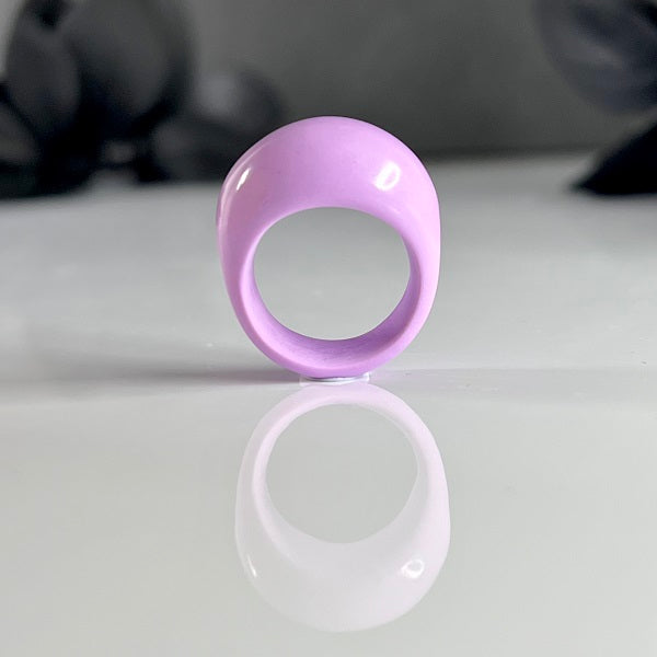 Chunky ring pastel purple