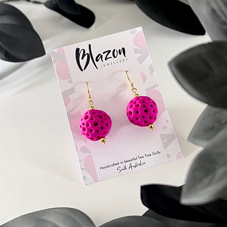 Drop earrings faux coral ball pink