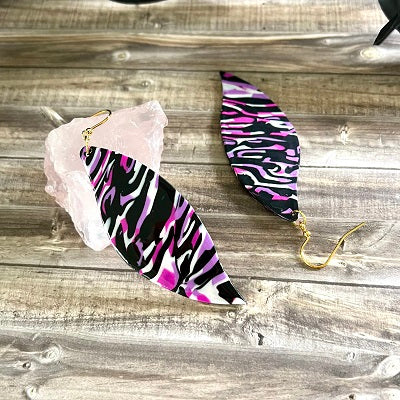 Large dangle earrings pink camo