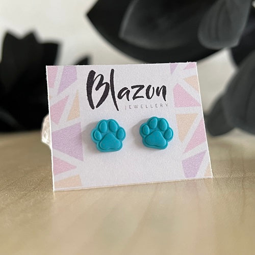 Stud earrings paw prints