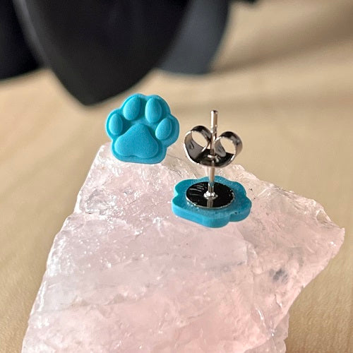 Stud earrings paw prints