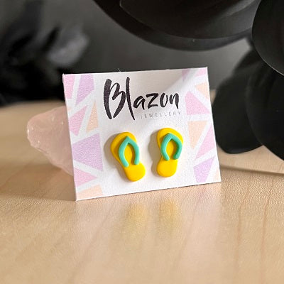 stud earrings thongs yellow