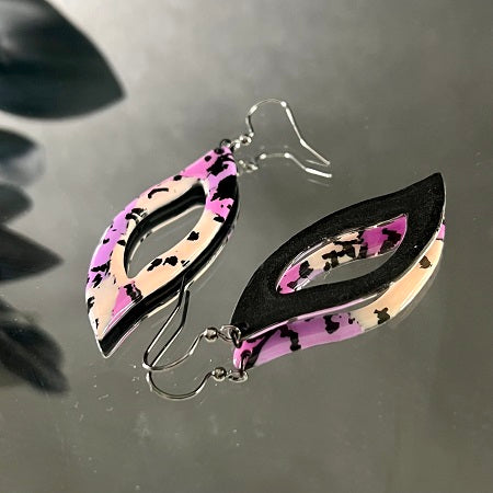 large leaf outline earrings pastel pink