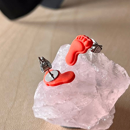 stud earrings footprints orange