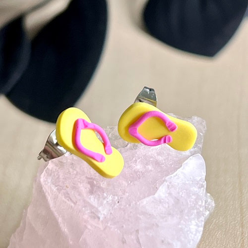 stud earrings thongs lemon yellow