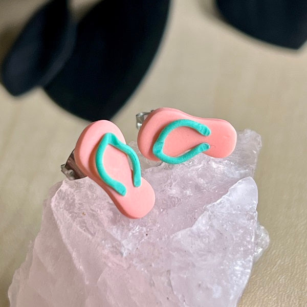 Stud earrings thongs flip flops peach